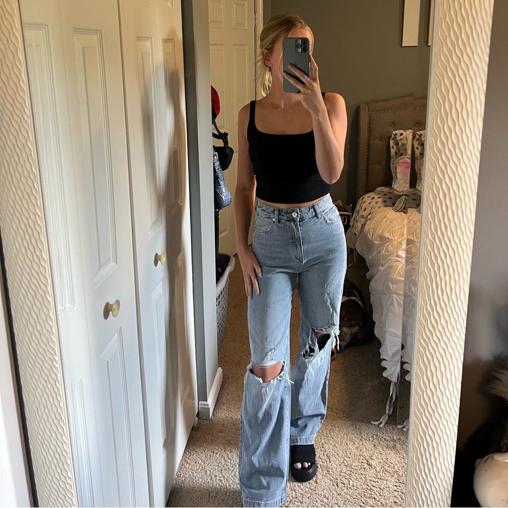 Abrand high and wide jean